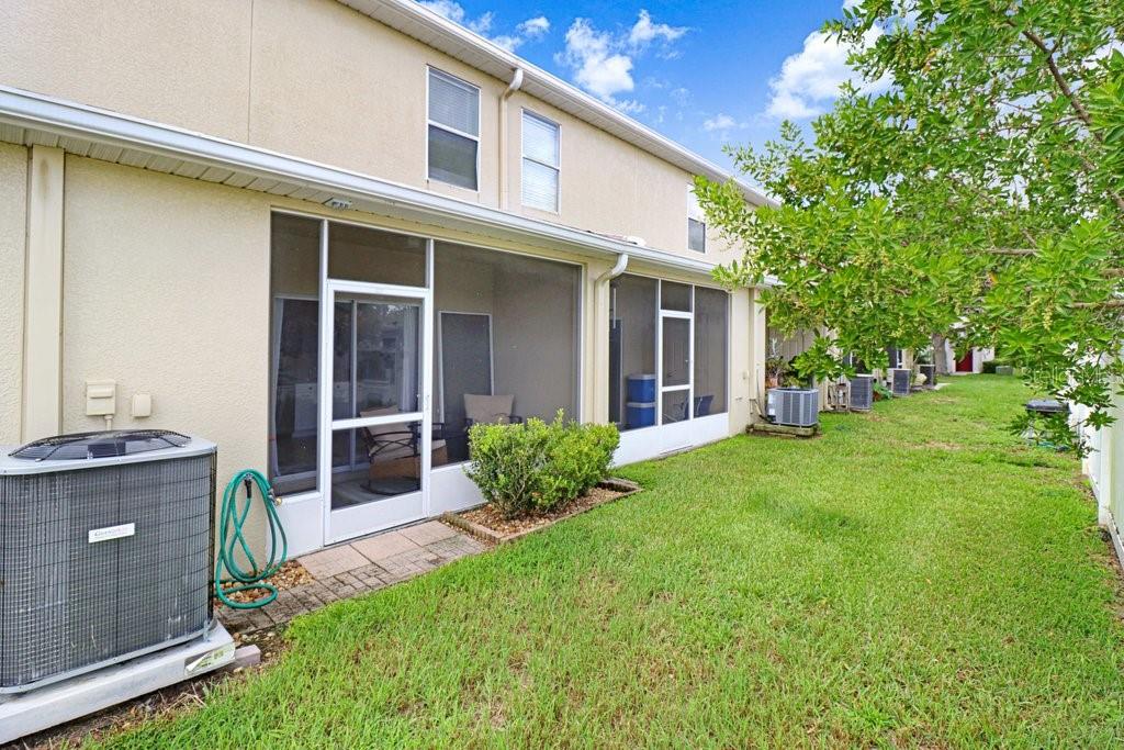 SWAN VIEW TWNHMS - Residential