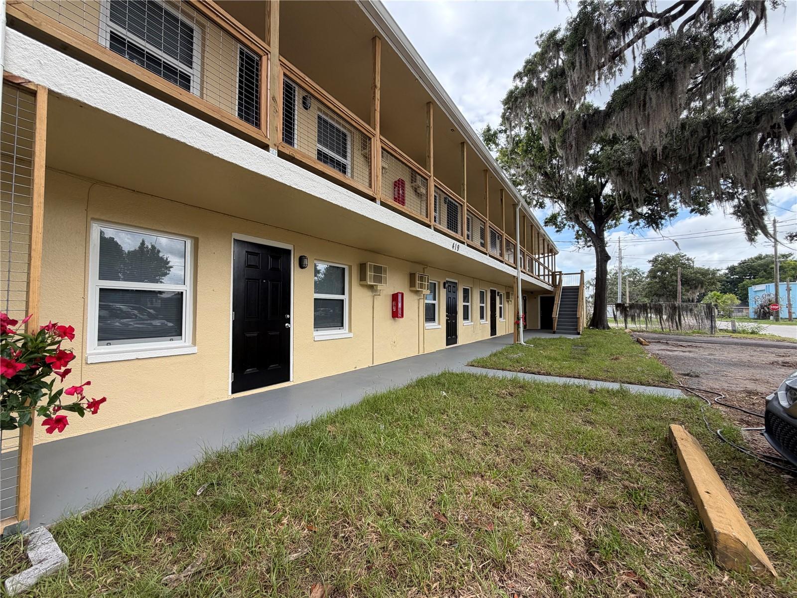 BAY STREET VILLAS - Residential Lease