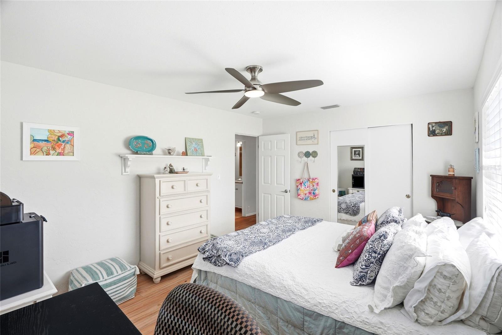 KENNETH CITY - Residential