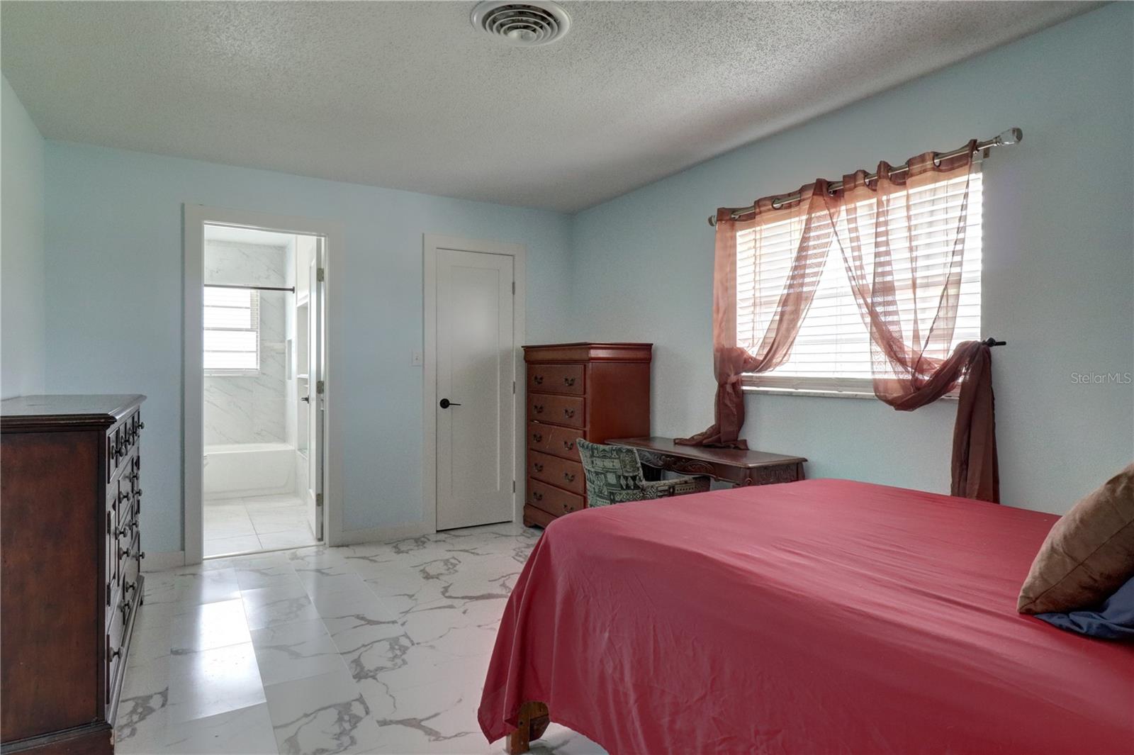 CHAR PARK RE-PLAT - Residential