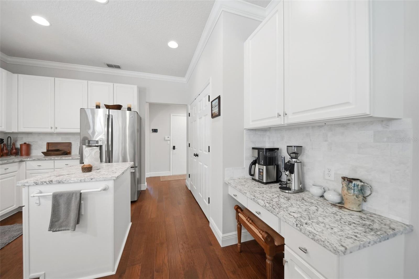 UNIVERSITY ESTATES - Residential