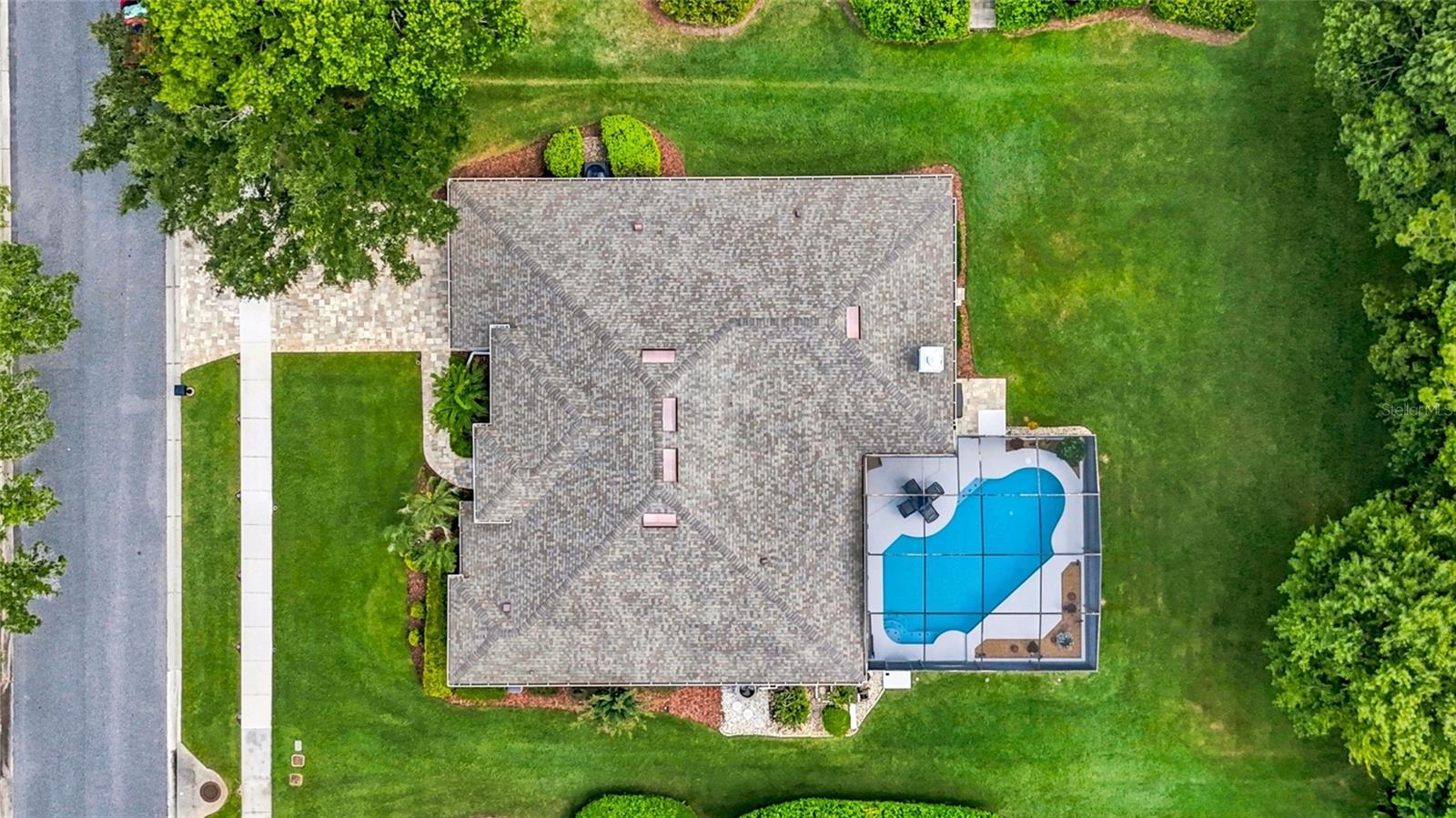 UNIVERSITY ESTATES - Residential