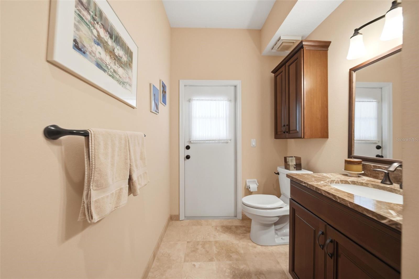 UNIVERSITY ESTATES - Residential