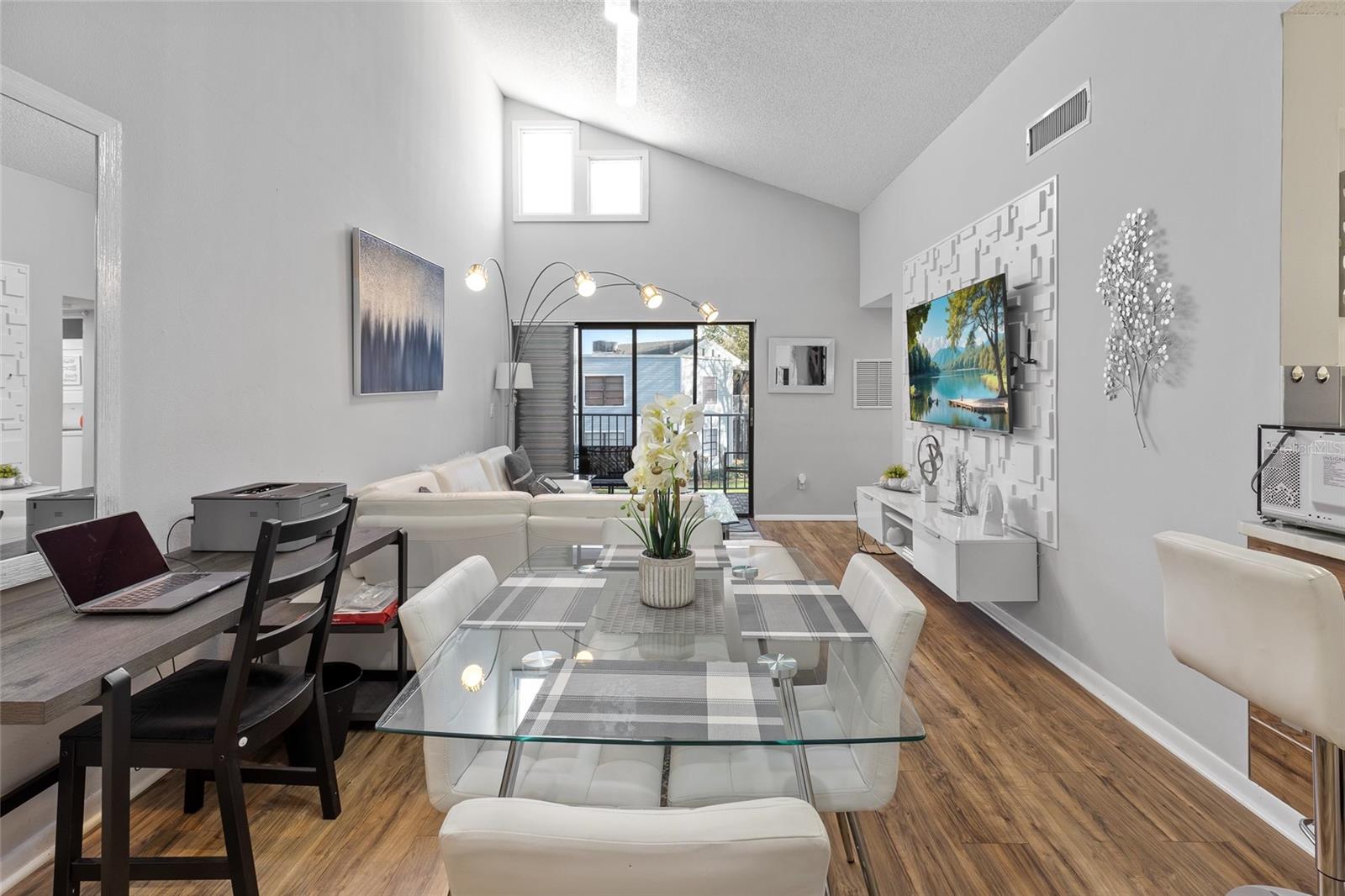 SOUTHPOINTE CONDO - Residential