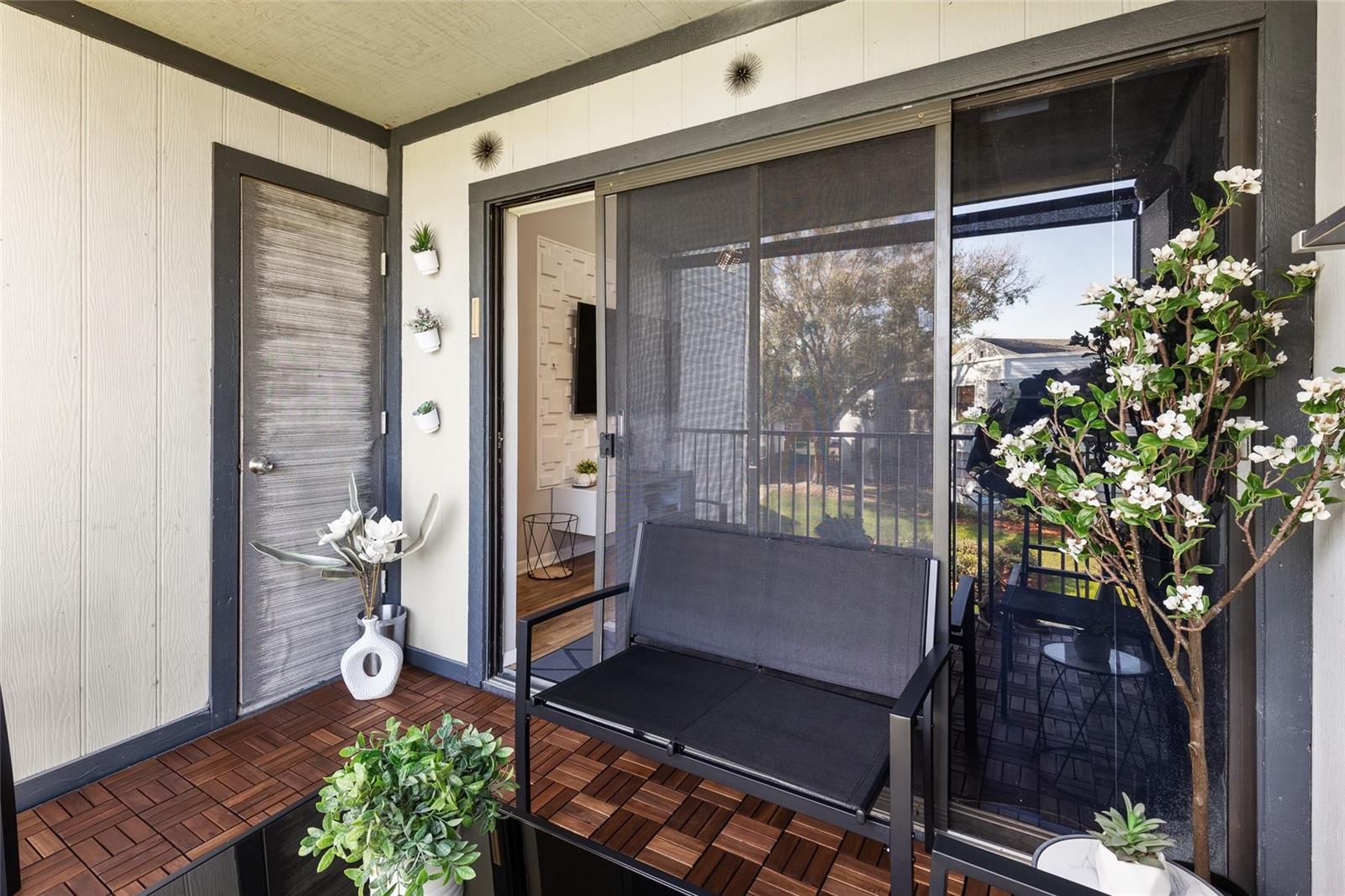 SOUTHPOINTE CONDO - Residential