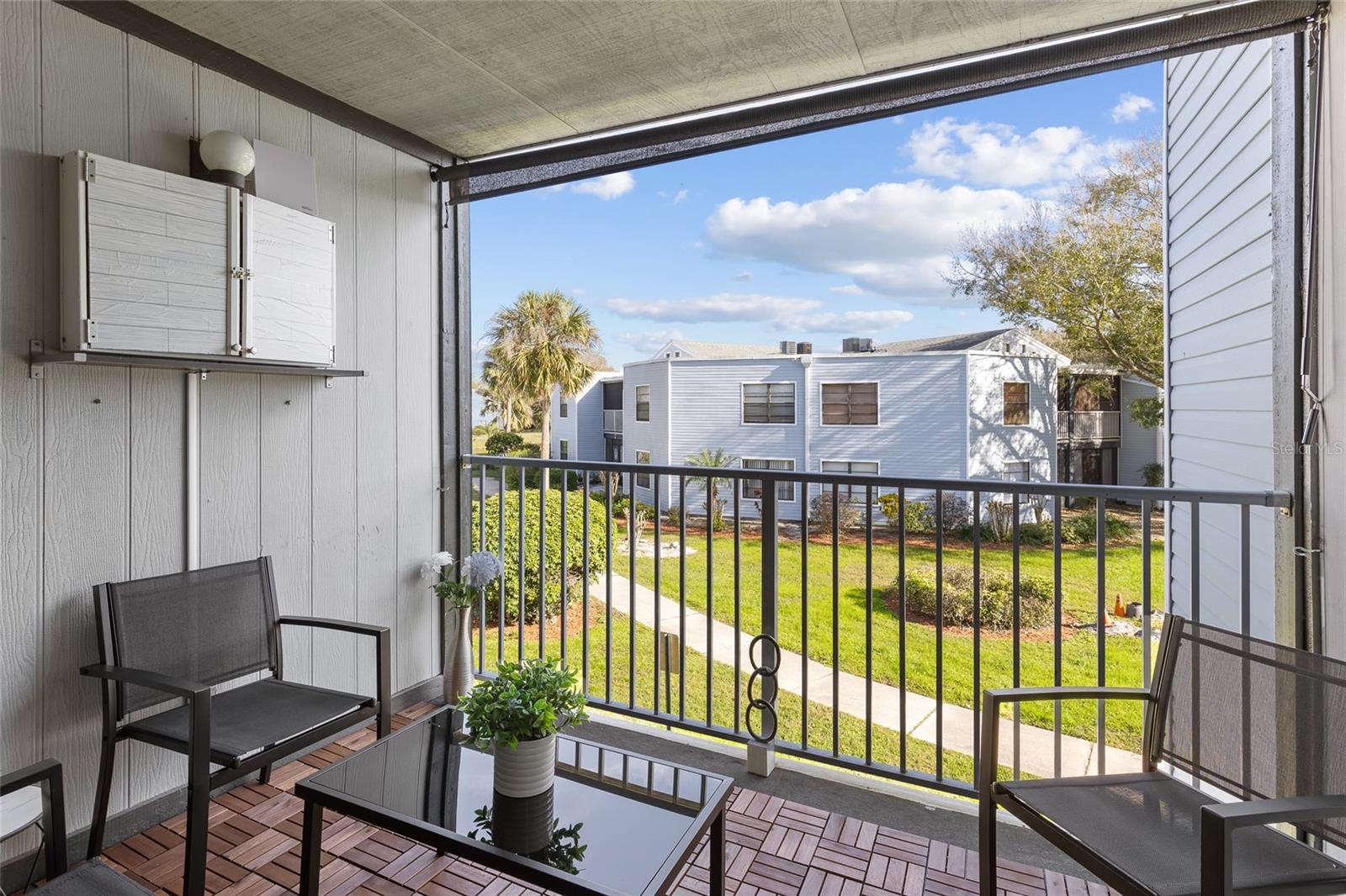 SOUTHPOINTE CONDO - Residential