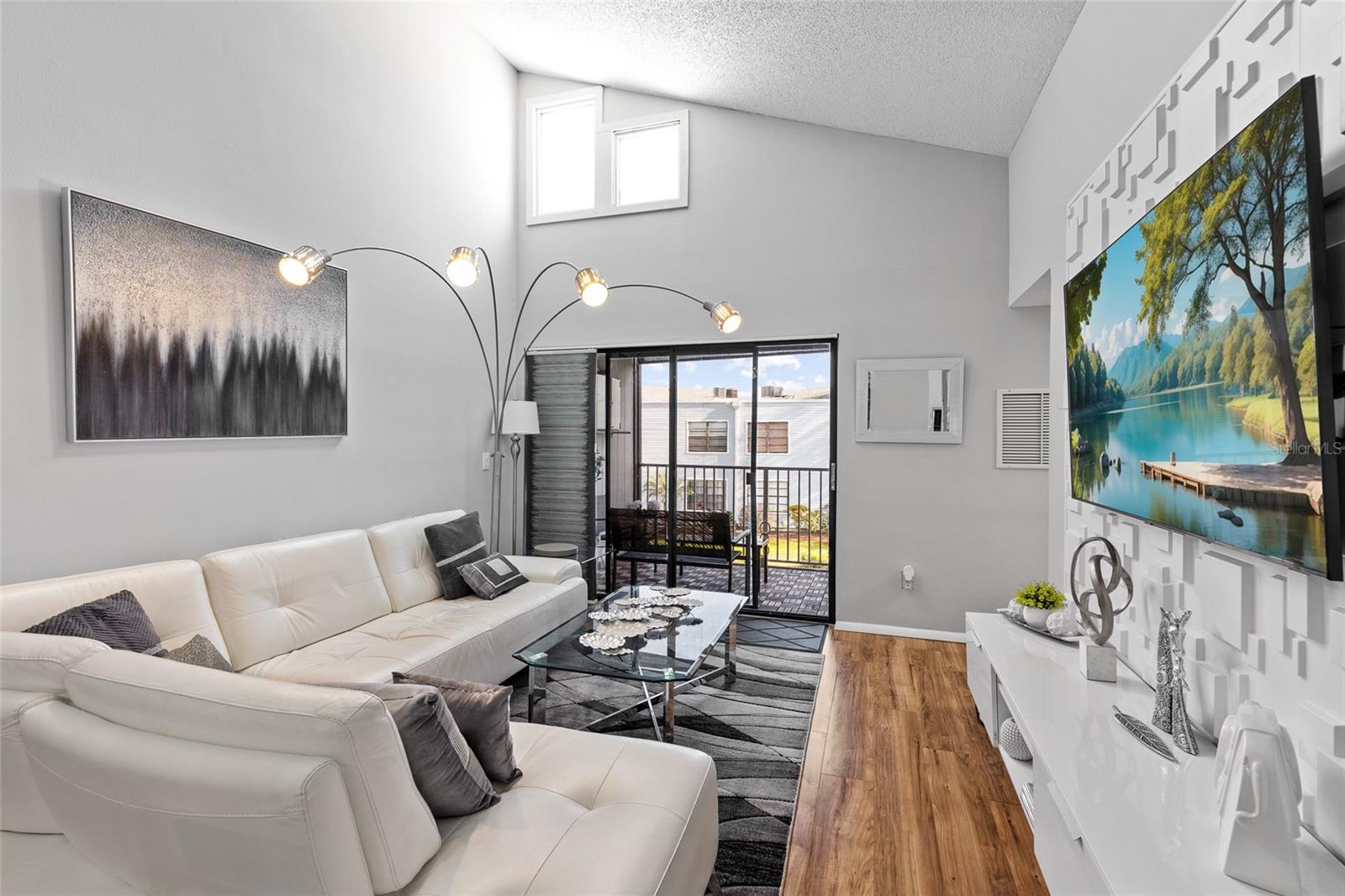 SOUTHPOINTE CONDO - Residential