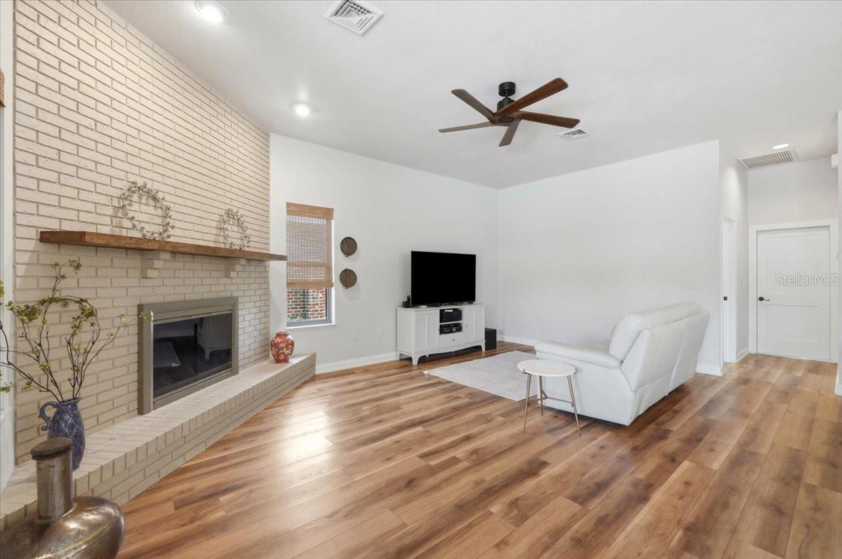 KELLSMONT - Residential
