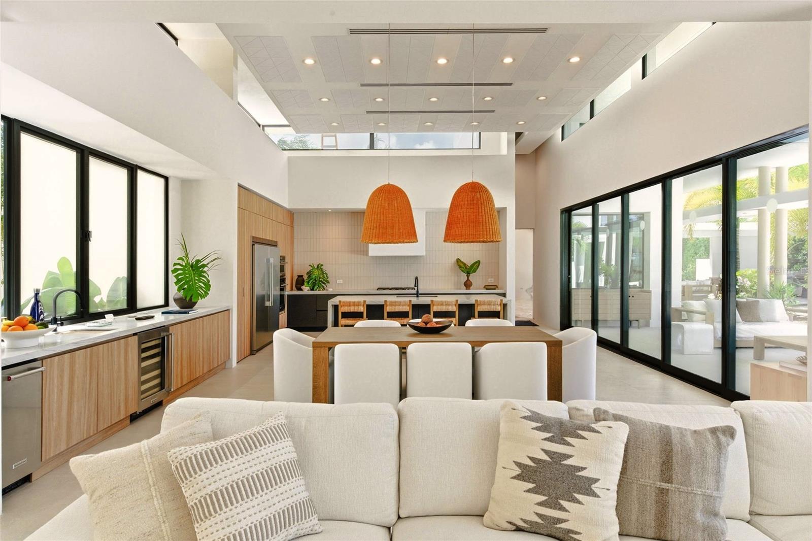 DORADO COUNTRY ESTATES - Residential