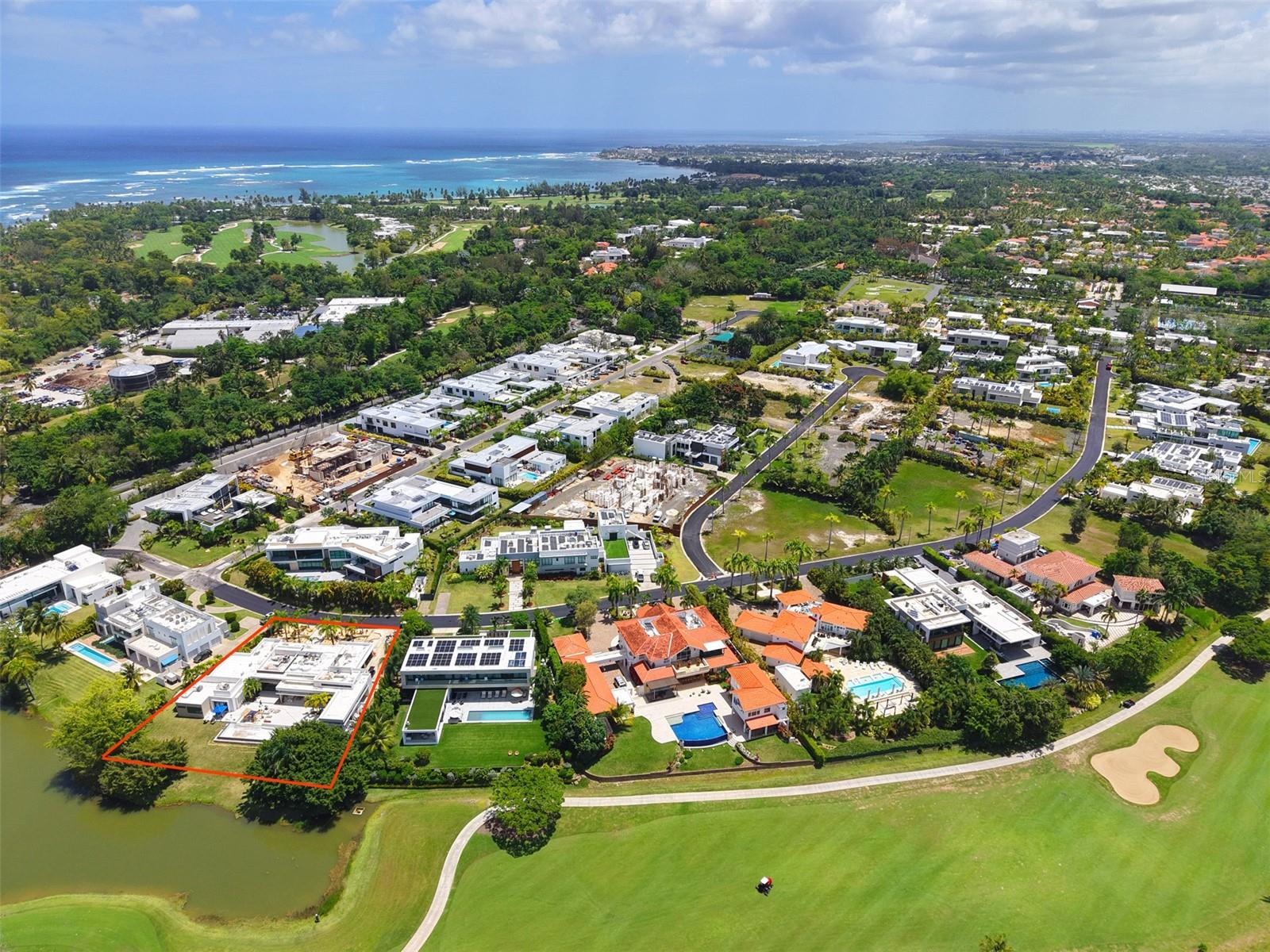 DORADO COUNTRY ESTATES - Residential