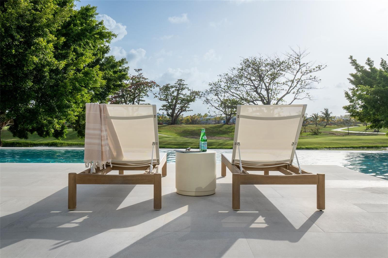 DORADO COUNTRY ESTATES - Residential