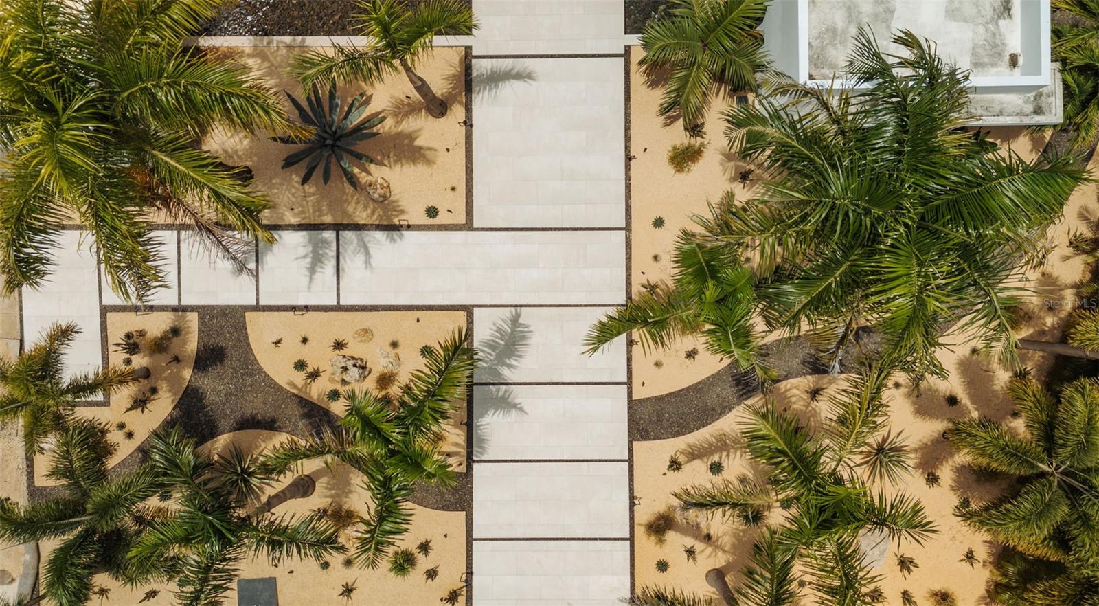DORADO COUNTRY ESTATES - Residential