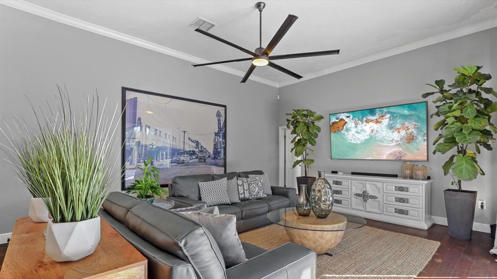 WELLINGTON MANOR PH 2 - Residential