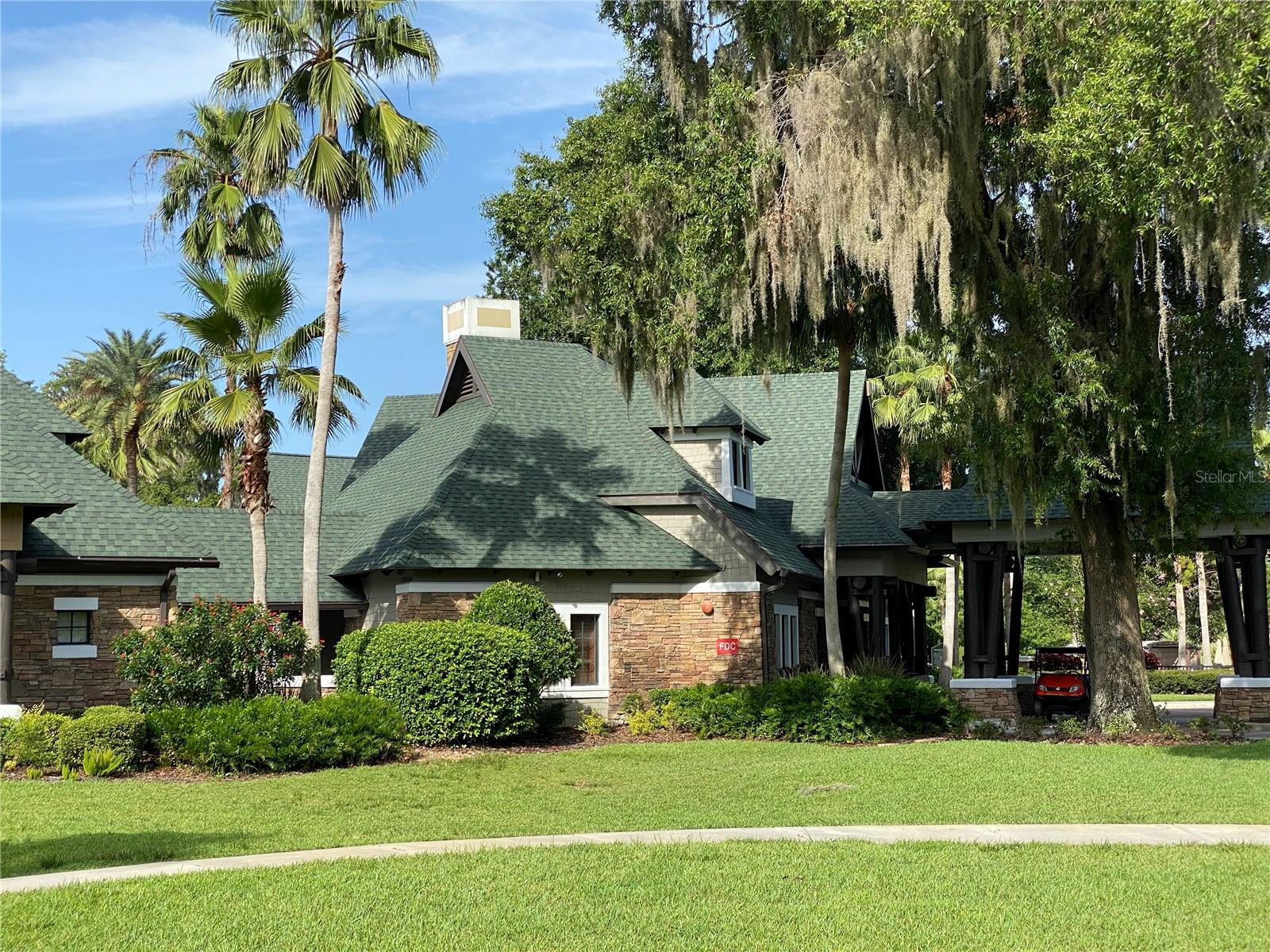 WILDERNESS LAKE PRESERVE - Residential