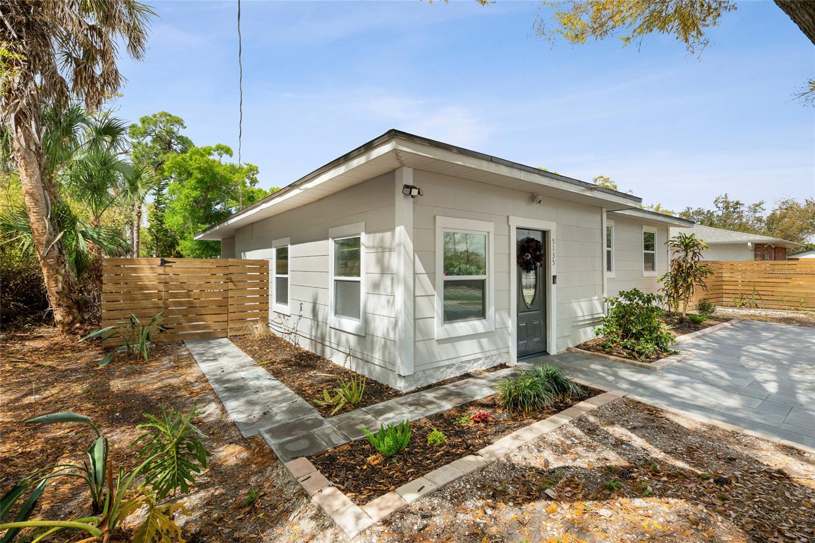 ARMSTRONG ACRES - Residential