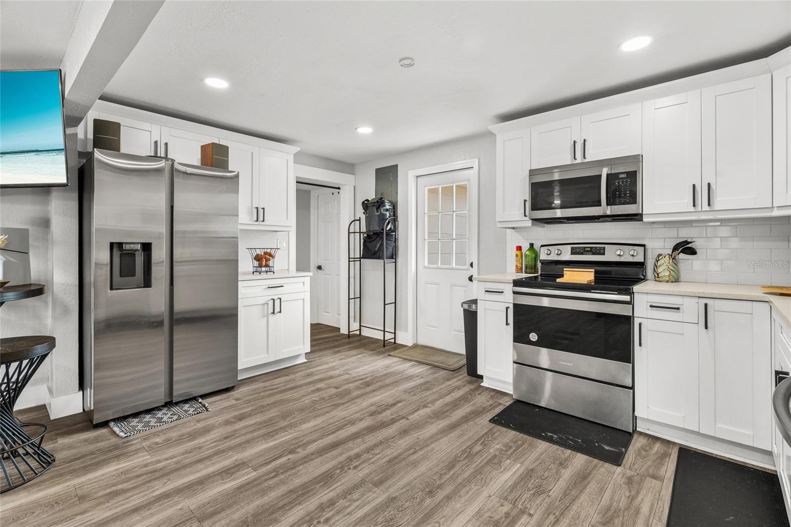 ARMSTRONG ACRES - Residential