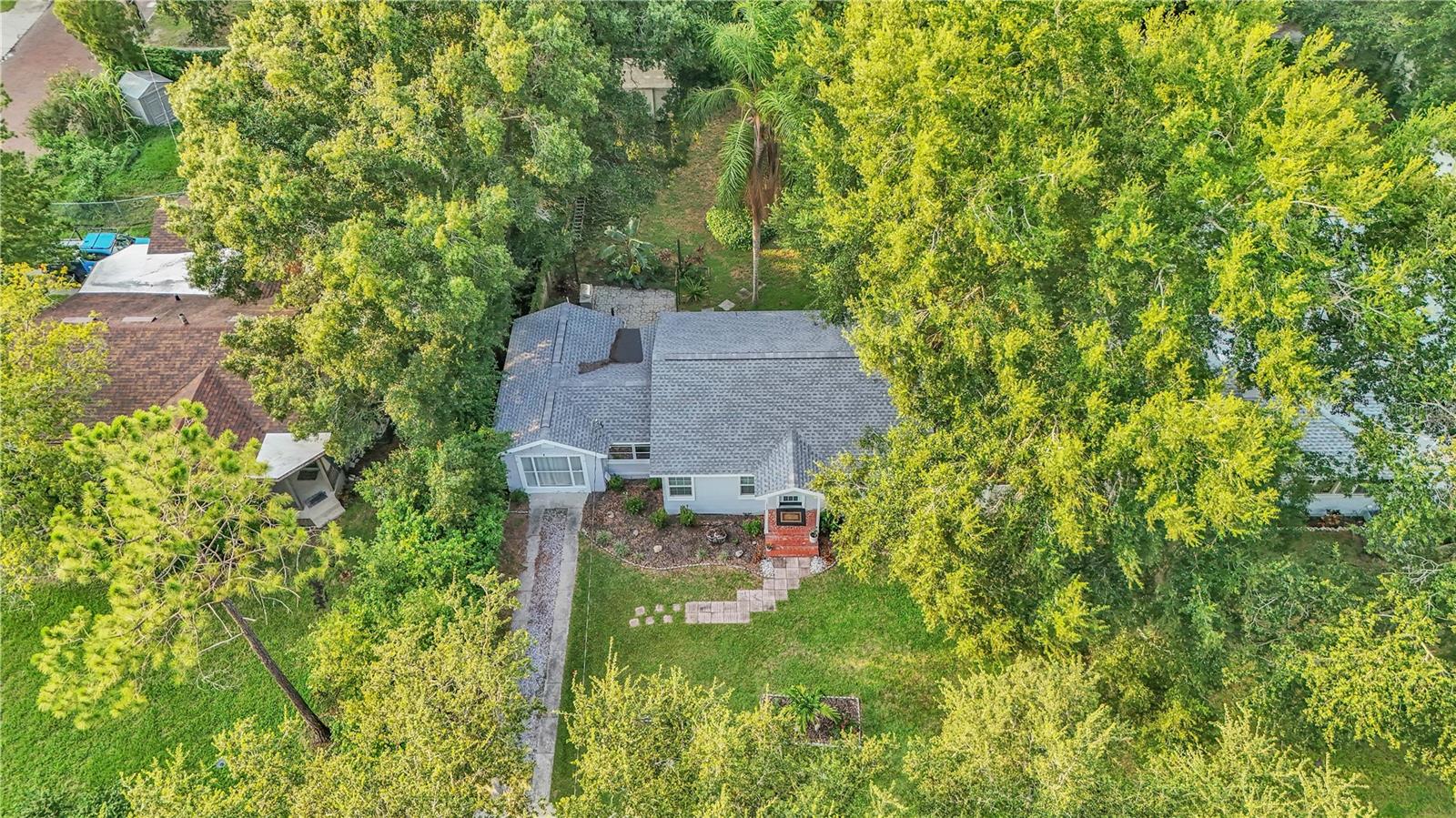 LAKE HUNTER TERRACE - Residential