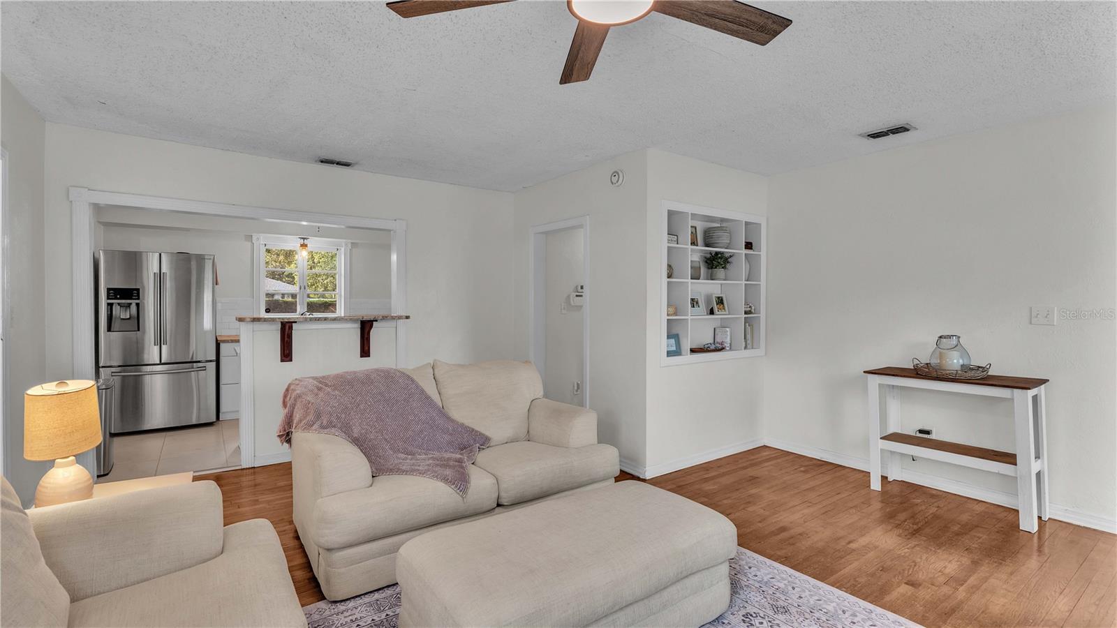 LAKE HUNTER TERRACE - Residential