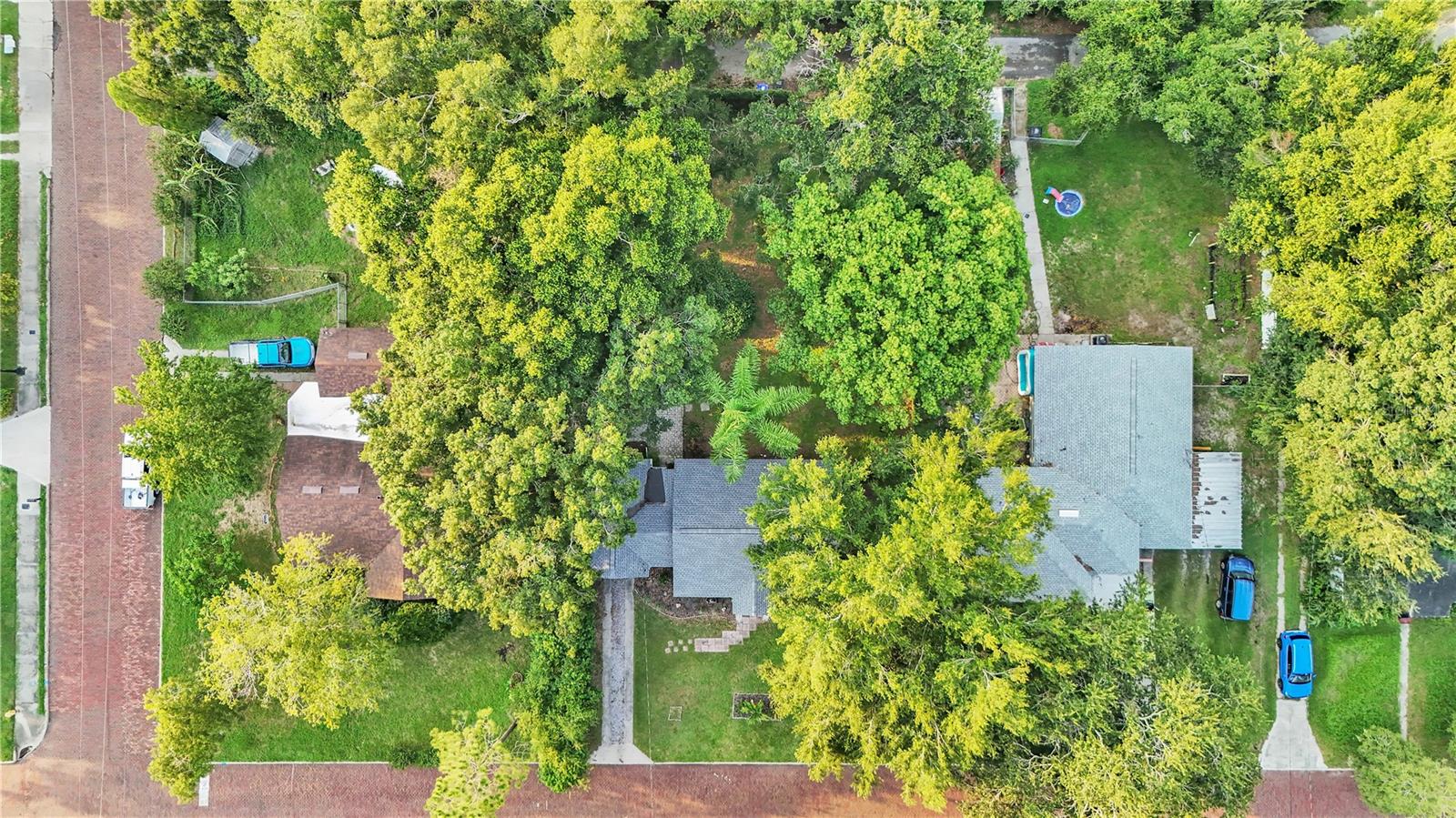LAKE HUNTER TERRACE - Residential