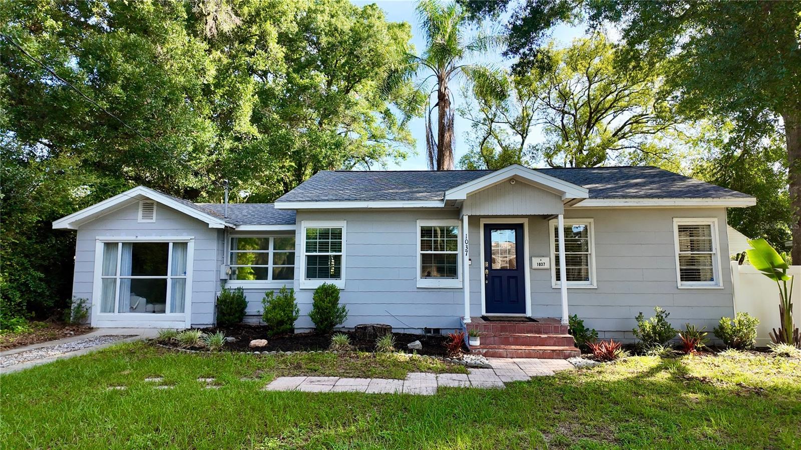 LAKE HUNTER TERRACE - Residential