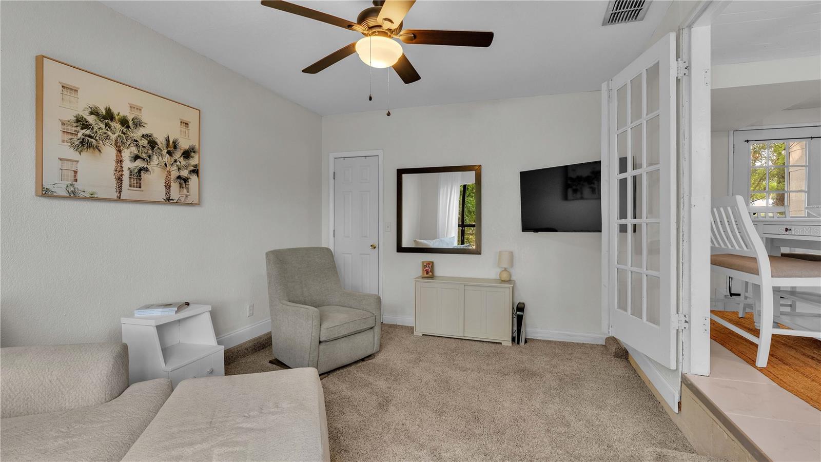 LAKE HUNTER TERRACE - Residential