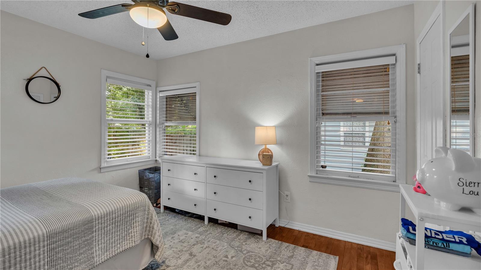 LAKE HUNTER TERRACE - Residential