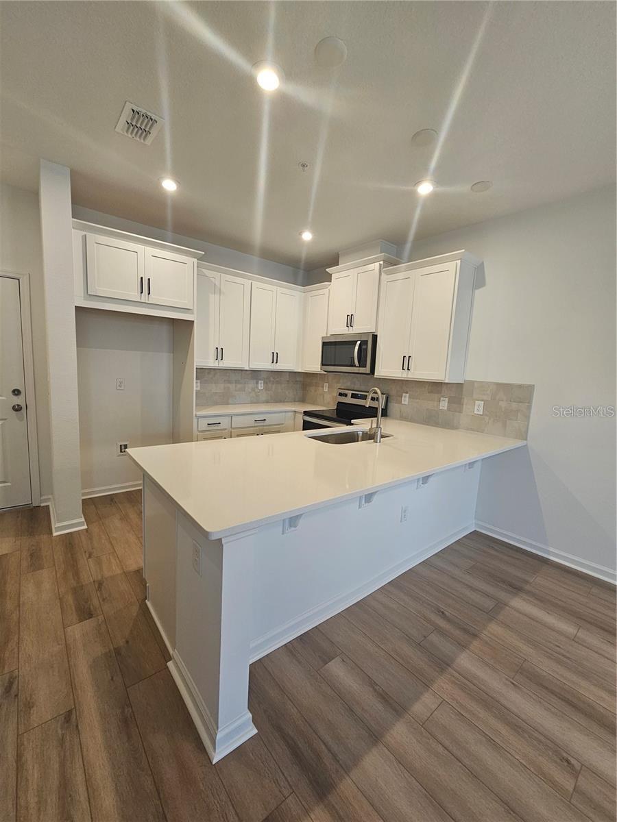 STARWOOD PH N-1C - Residential Lease