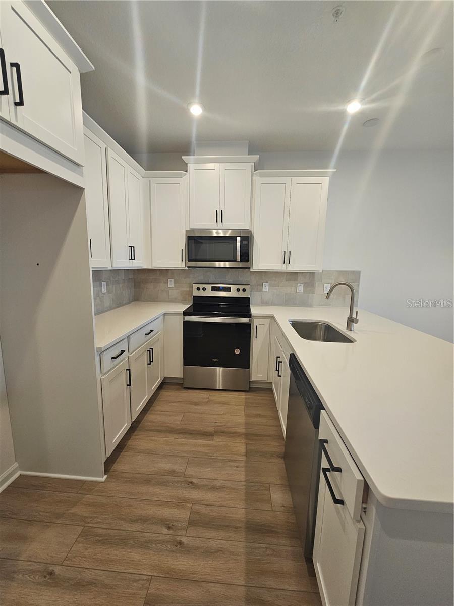 STARWOOD PH N-1C - Residential Lease