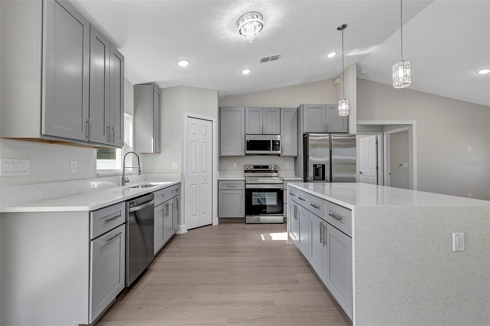 ROLLING RANCH ESTATES - Residential