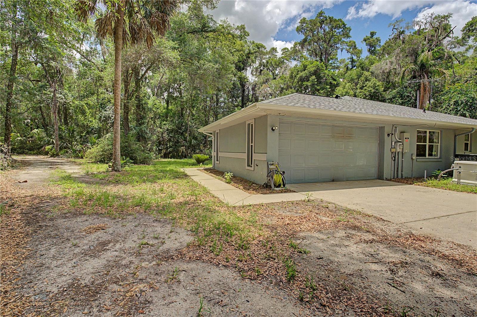 RAINBOW SPRINGS FOREST - Residential