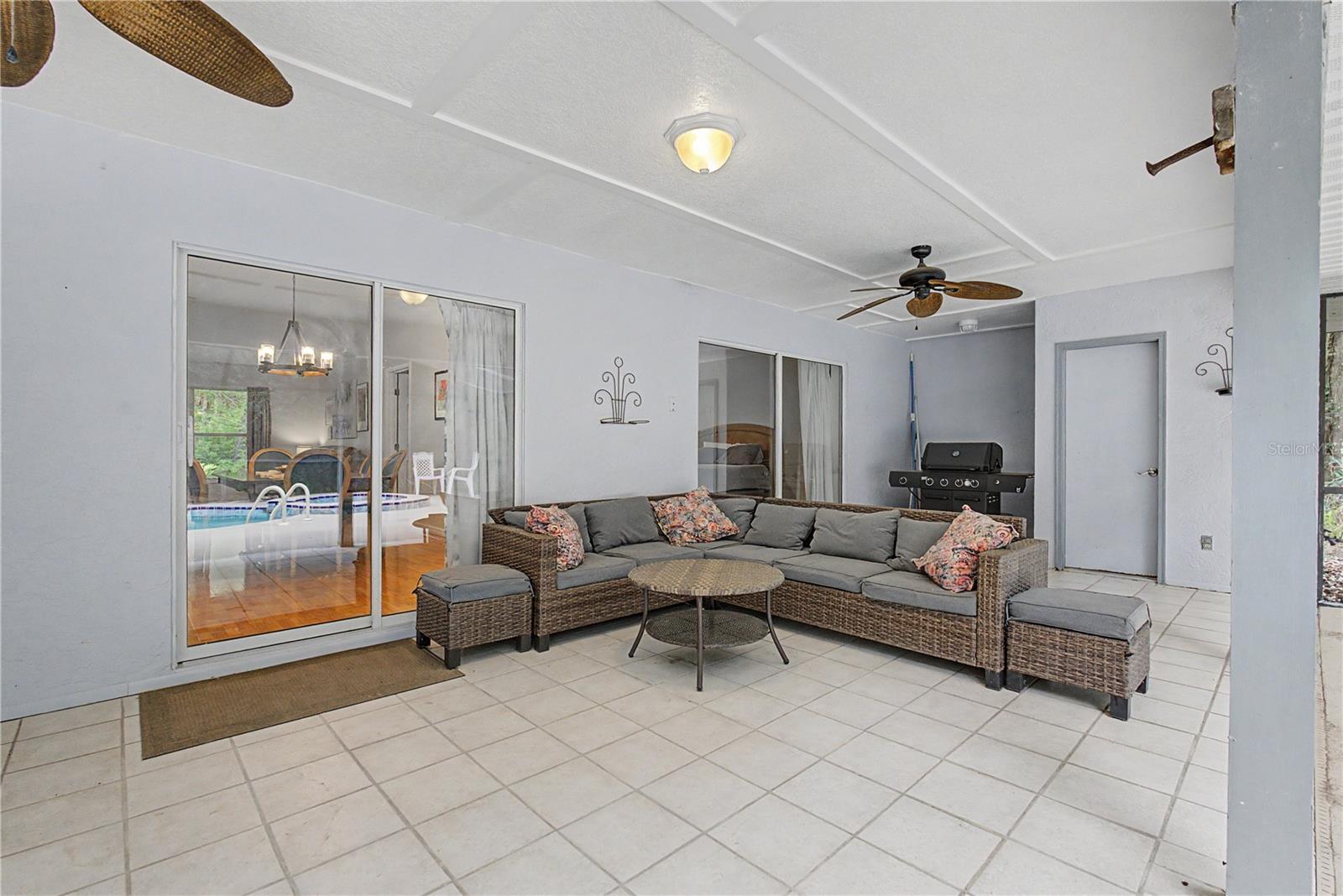 RAINBOW SPRINGS FOREST - Residential