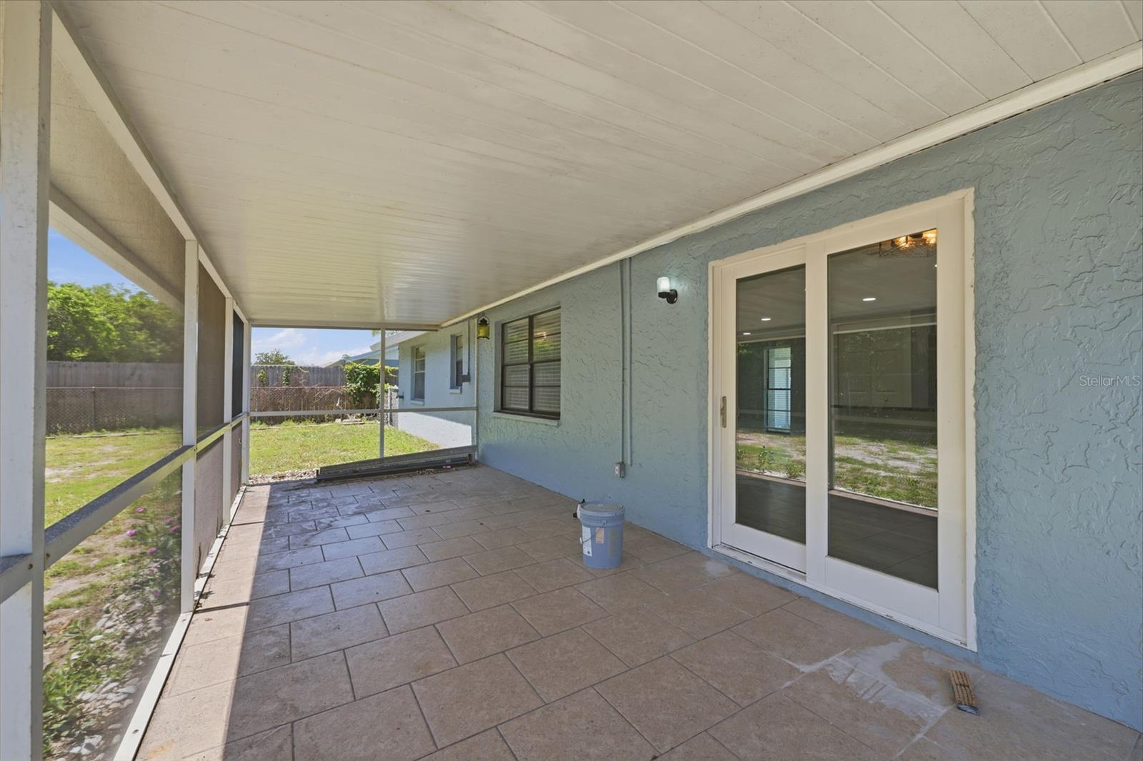 LEISURE BEACH - Residential