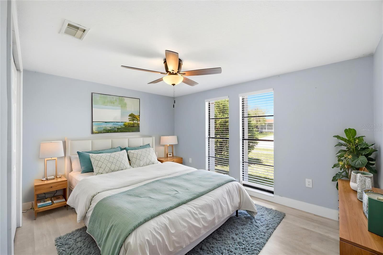 LEISURE BEACH - Residential