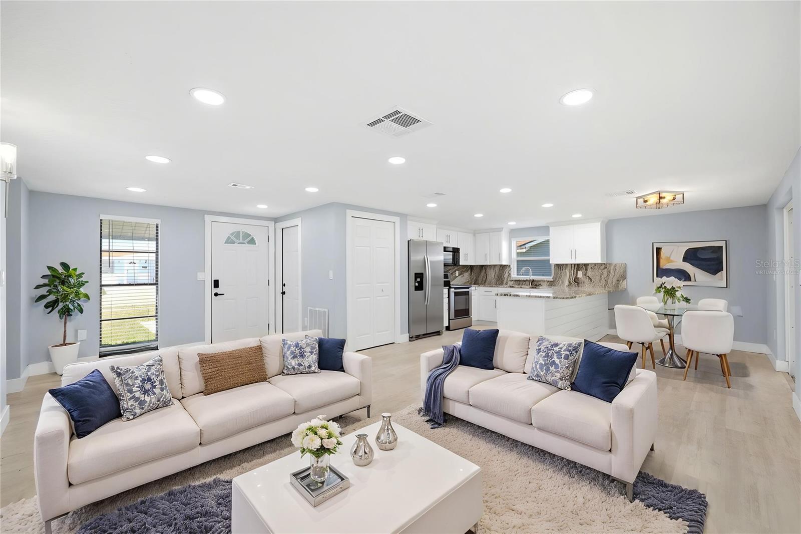 LEISURE BEACH - Residential