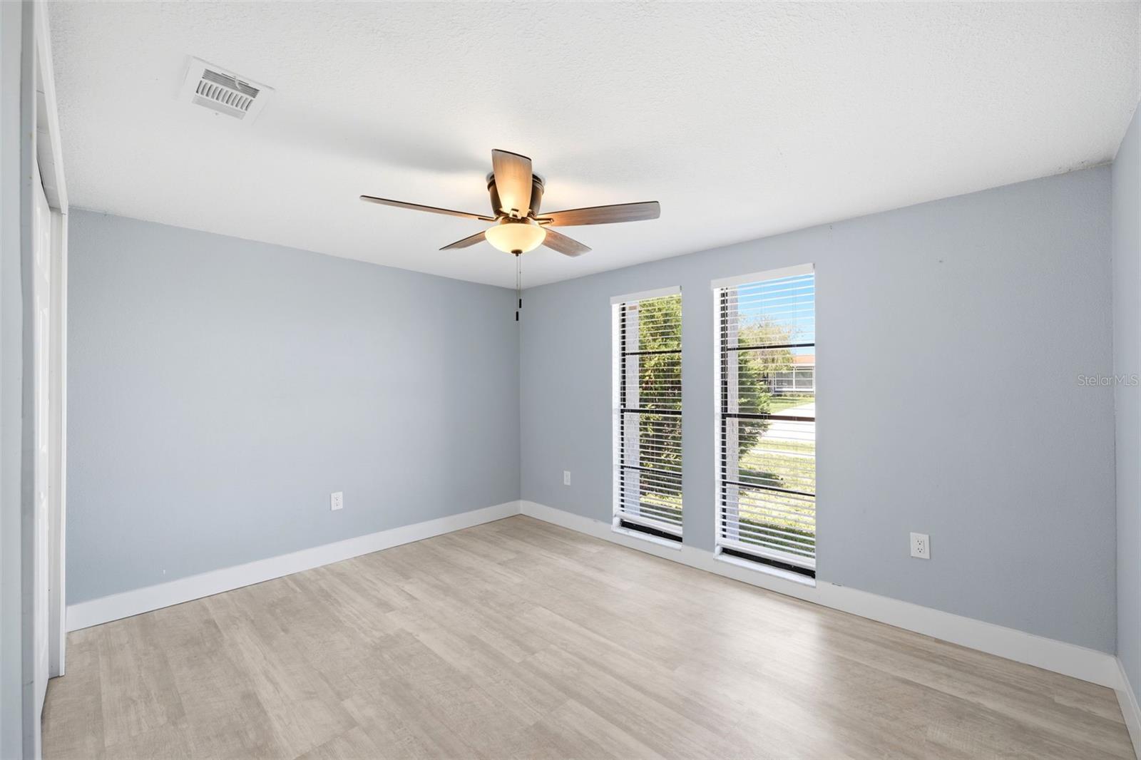 LEISURE BEACH - Residential