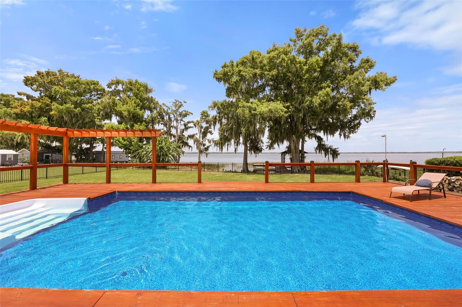 HARDENS - Residential