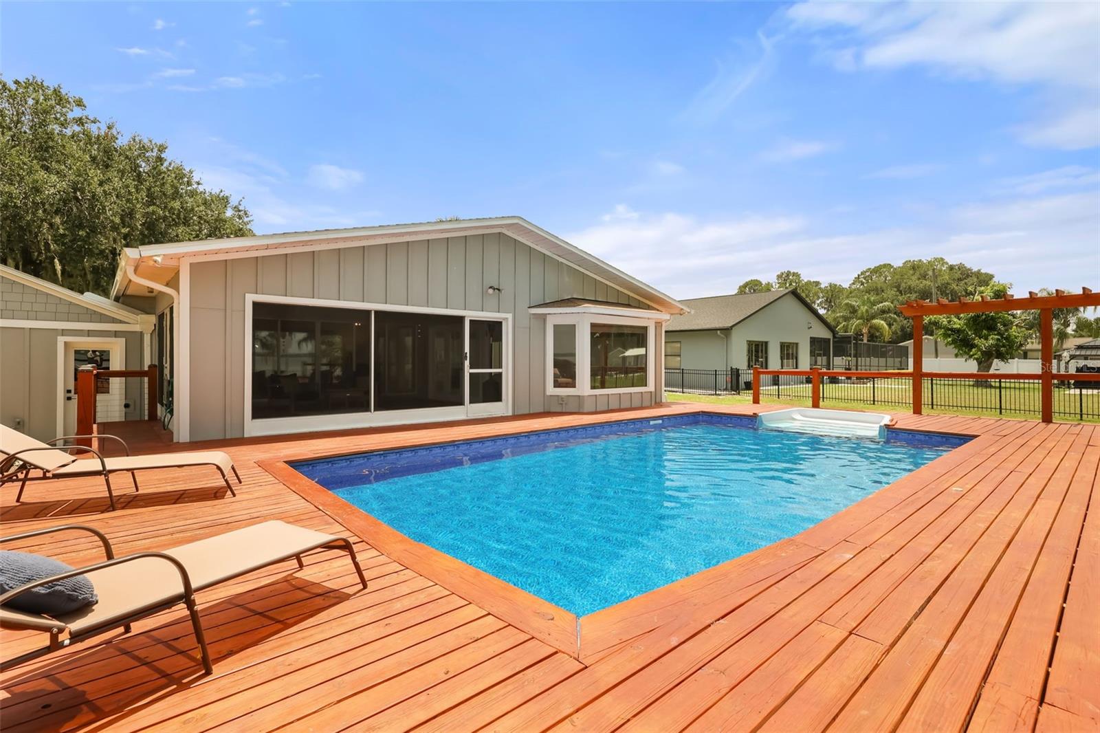 HARDENS - Residential