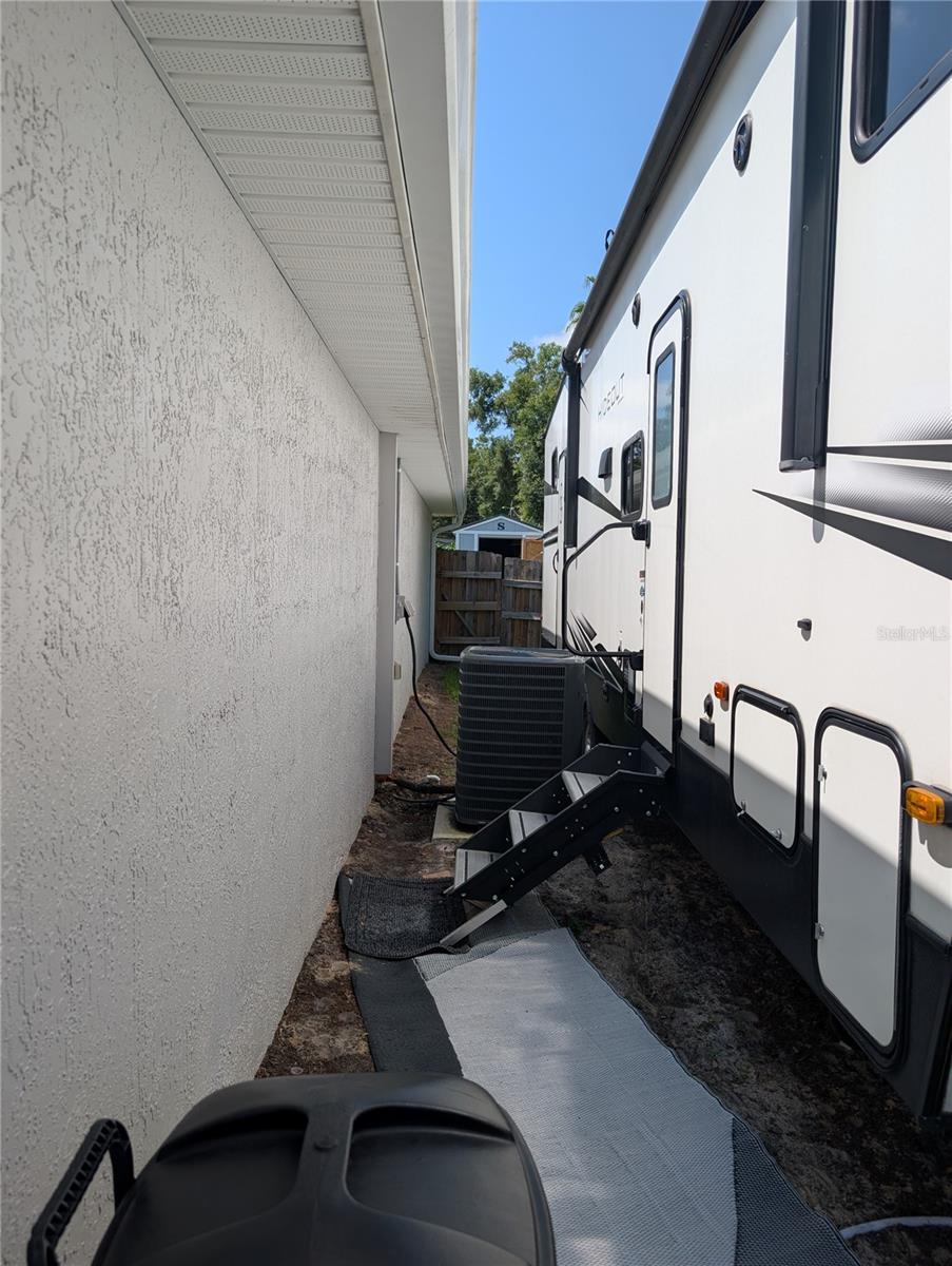 OCALA PARK ESTATE - Residential