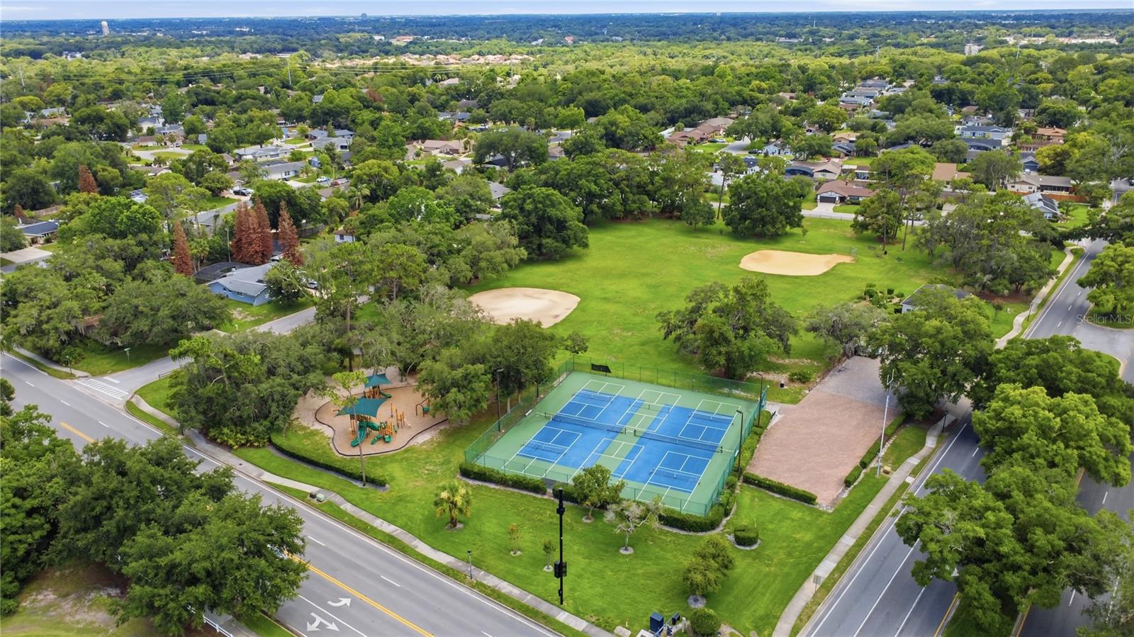 WEKIVA HILLS SEC 09 - Residential