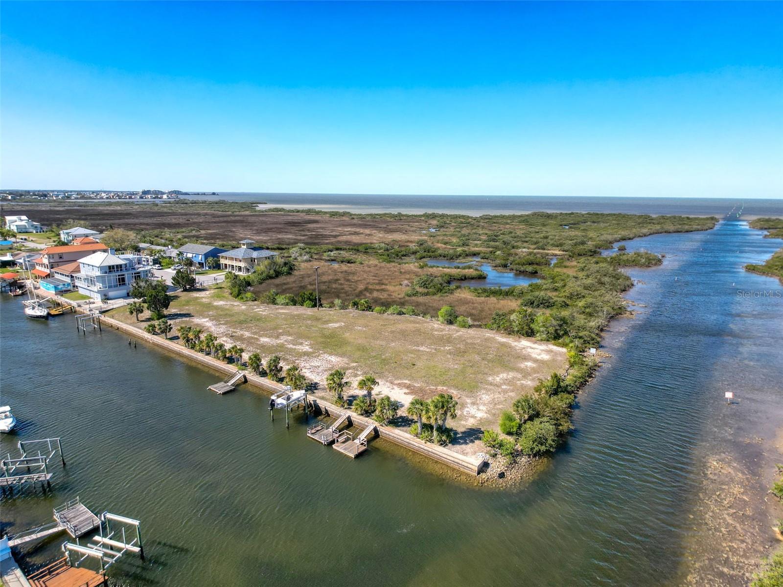SEA PINES - Land