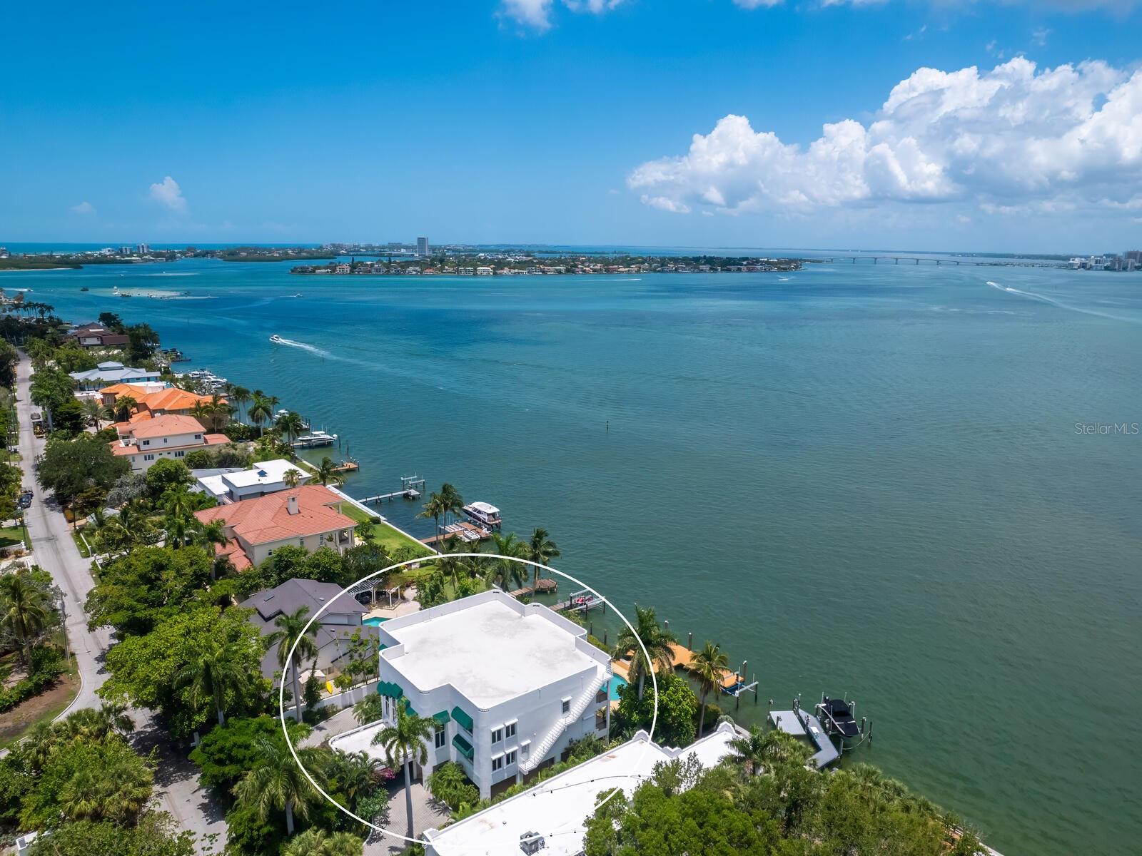 BAY ISLAND - Residential