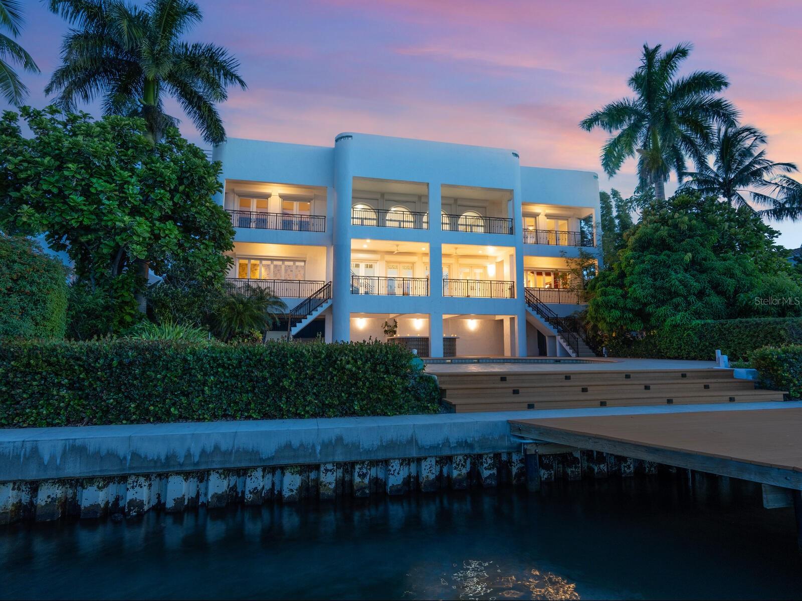 BAY ISLAND - Residential