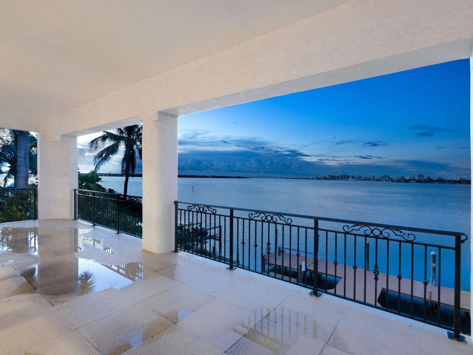 BAY ISLAND - Residential