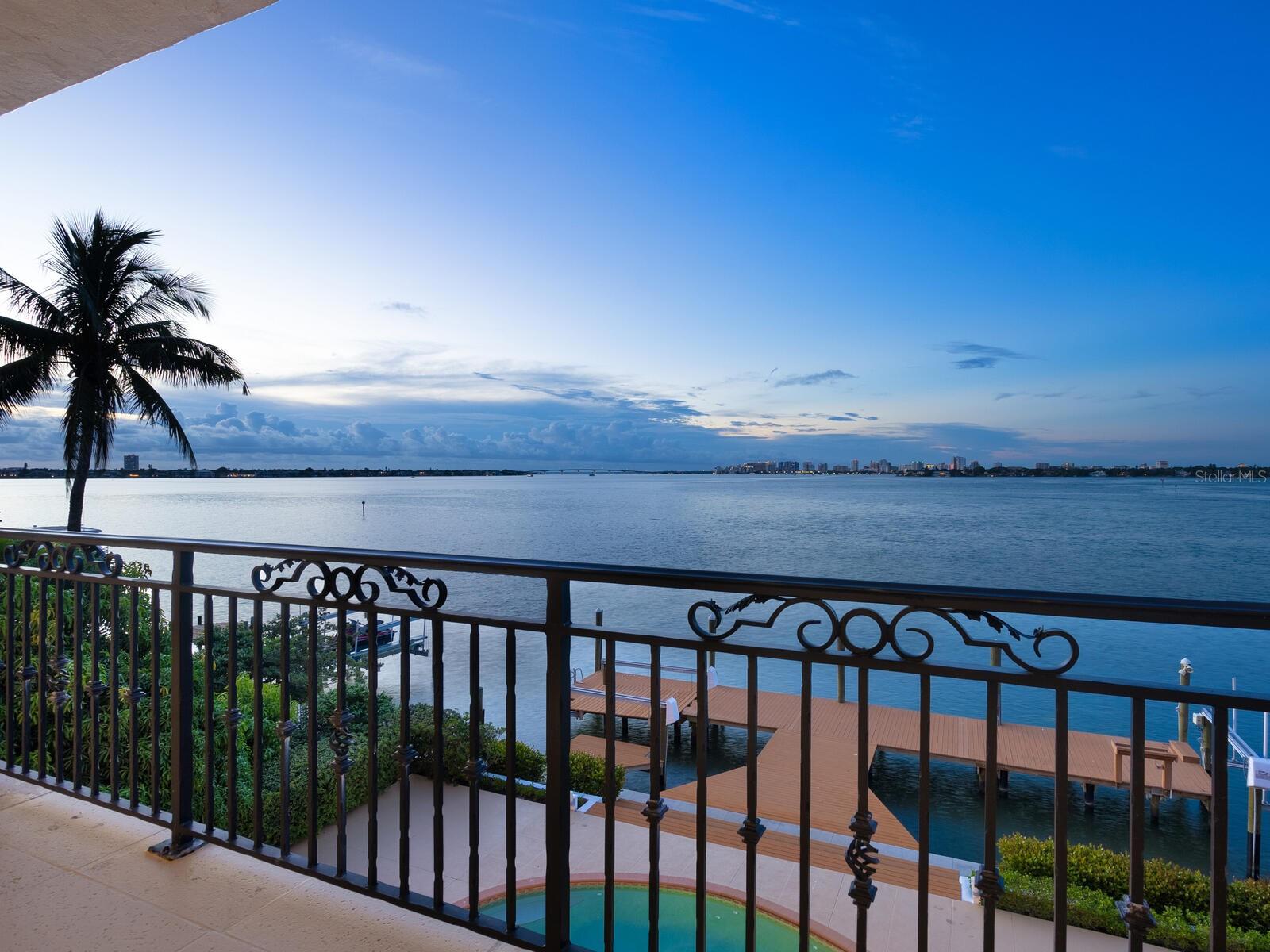 BAY ISLAND - Residential