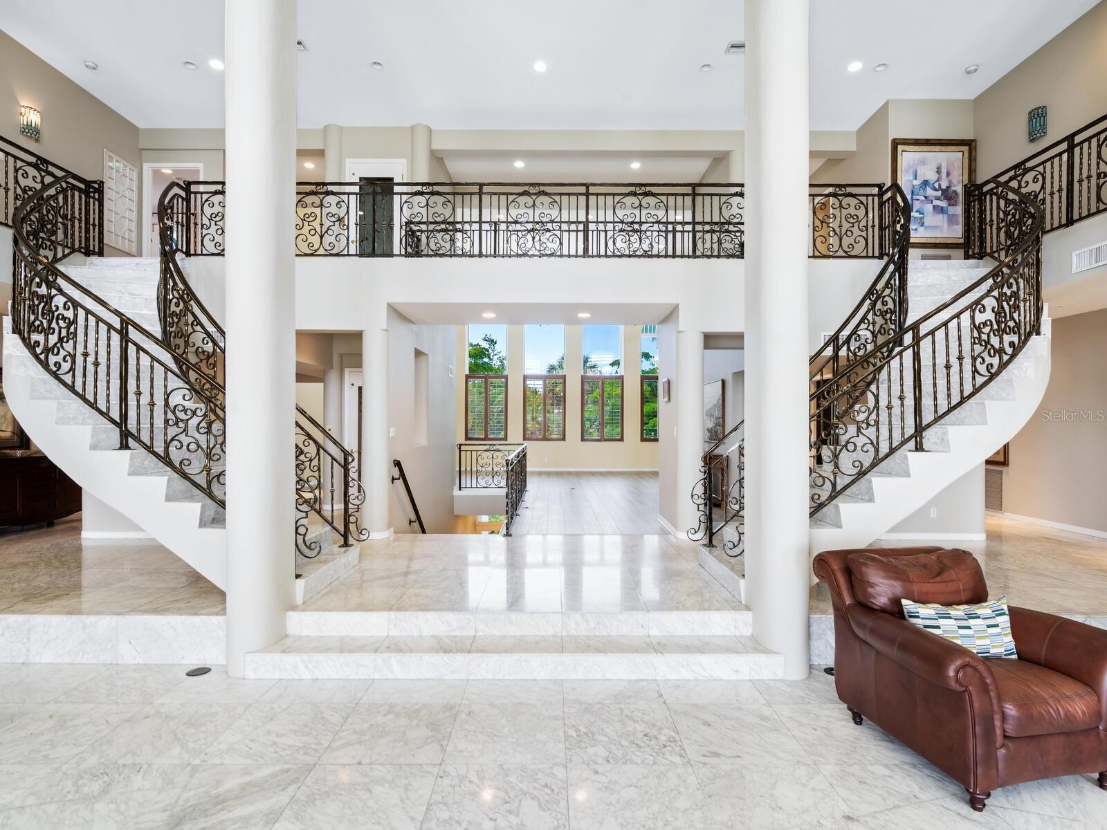 BAY ISLAND - Residential