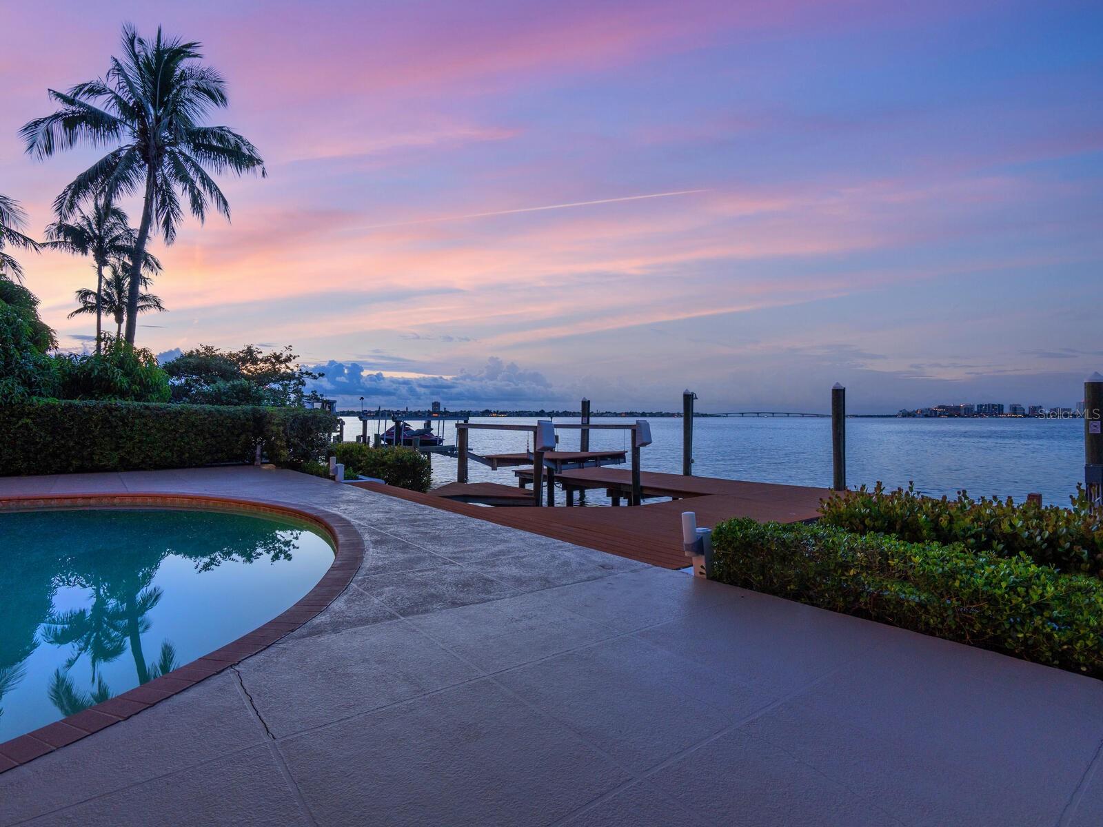 BAY ISLAND - Residential