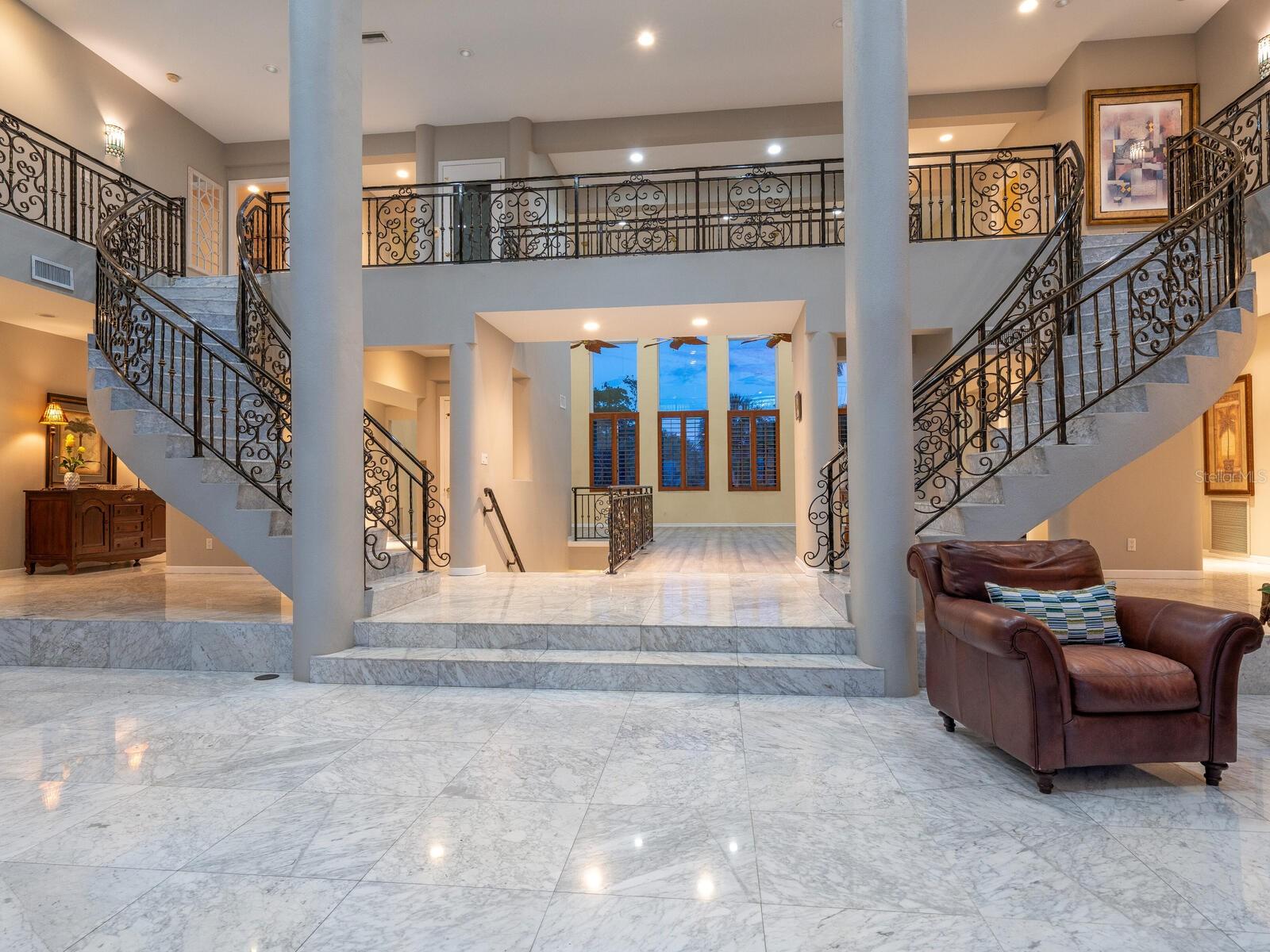 BAY ISLAND - Residential