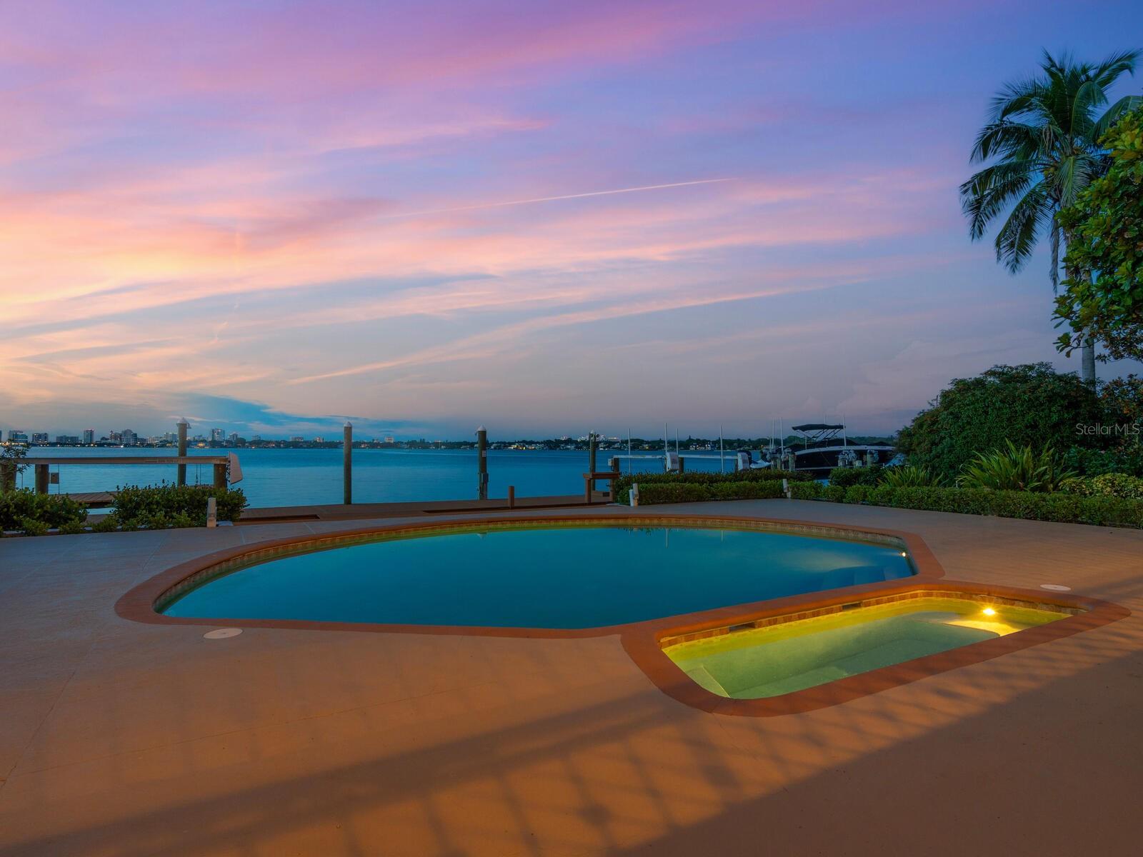 BAY ISLAND - Residential