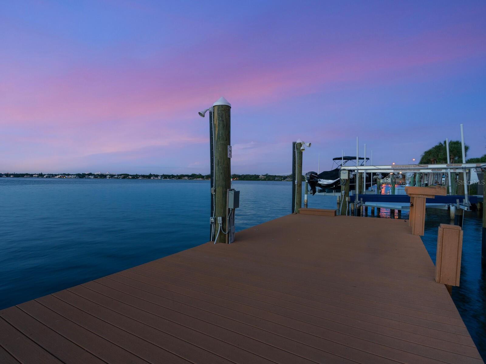 BAY ISLAND - Residential