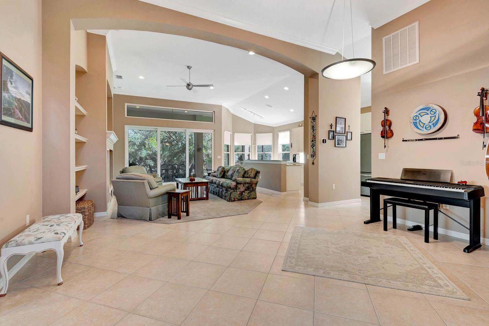LAKEWOOD RANCH COUNTRY CLUB VILLAGE - Residential